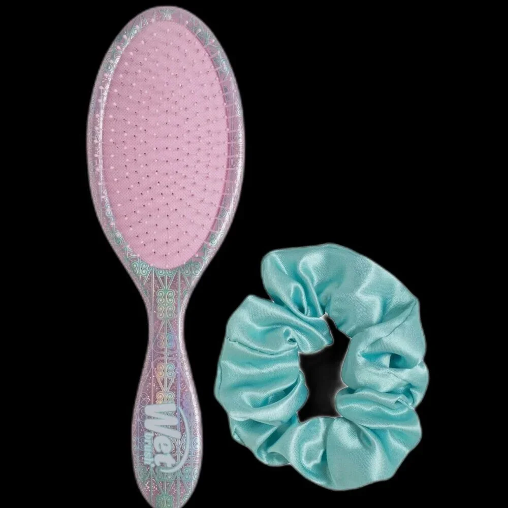 WICKED The Wet Brush TRUE FRIENDSHIP And Scrunchie GLINDA & ELPHABA NEW